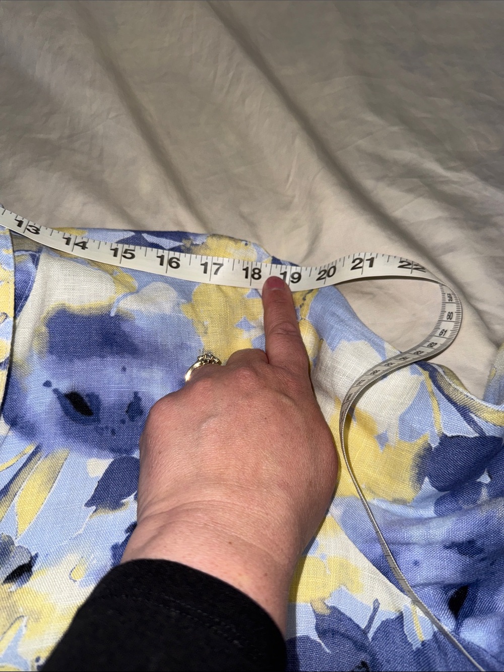 Floral Watercolor Button-Up Shirt in blue & Yellow Linen - Picture 10 of 13